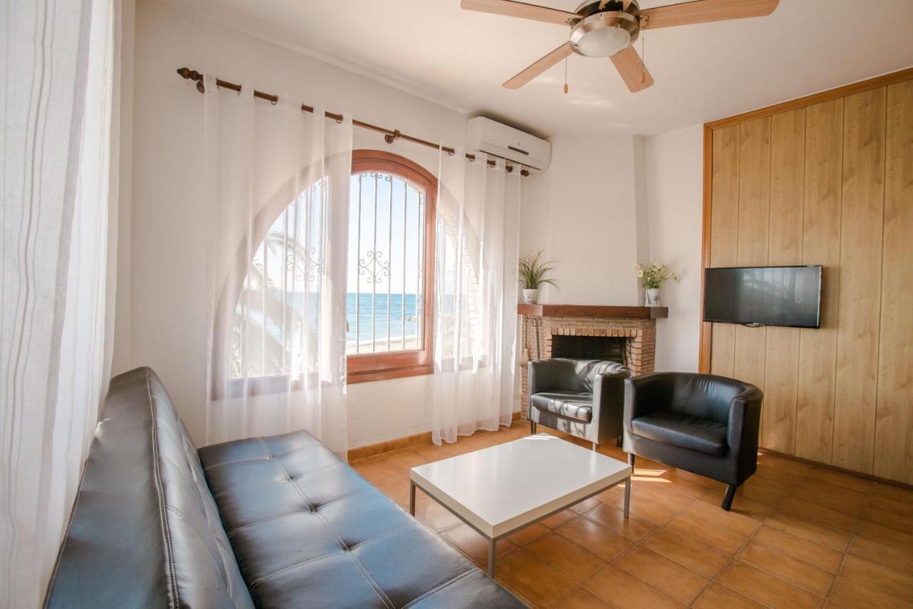 דירות Mont-roig del Camp Mistral Seafront Up. Vistas Al Mar מראה חיצוני תמונה